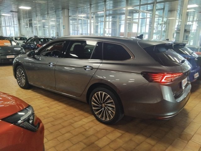 SKODA Superb usata, con Cerchi in lega