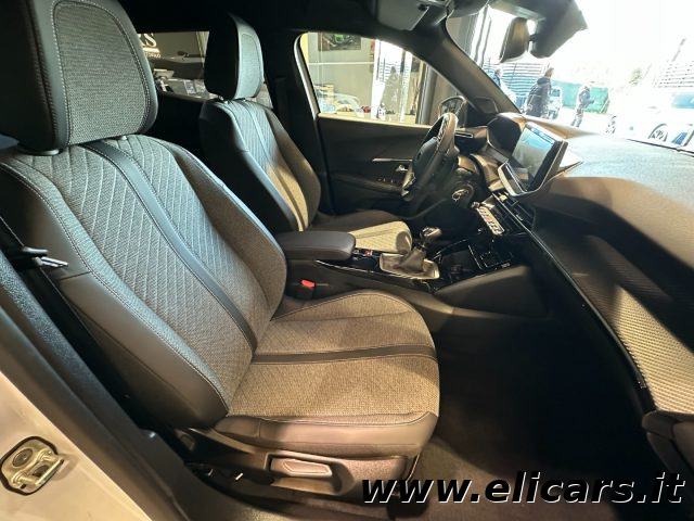 PEUGEOT 2008 usata, con Cruise Control