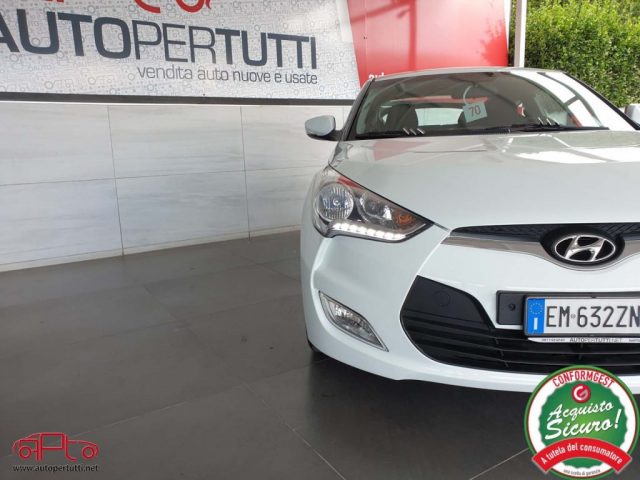 HYUNDAI Veloster usata, con USB