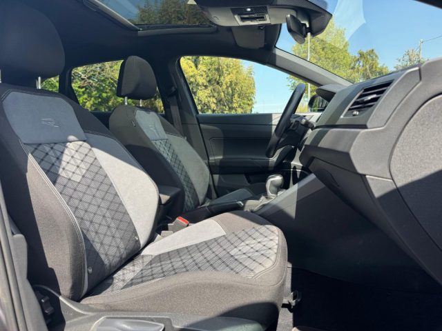 VOLKSWAGEN Taigo usata, con Park Distance Control