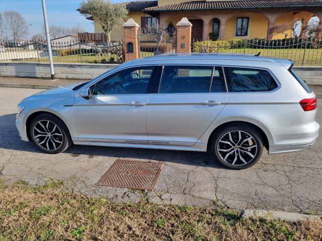 VOLKSWAGEN Passat Variant usata, con Autoradio