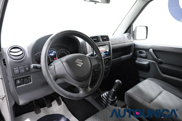 SUZUKI Jimny usata, con Autoradio