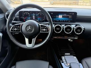 MERCEDES-BENZ CLA 200 usata, con Autoradio digitale