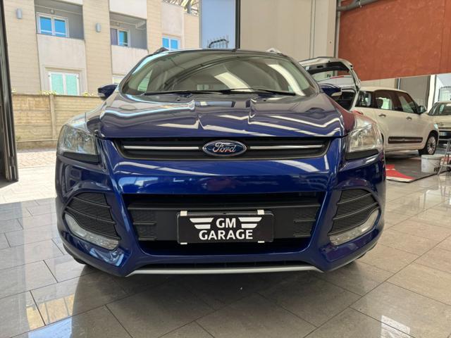 FORD Kuga usata, con Bracciolo