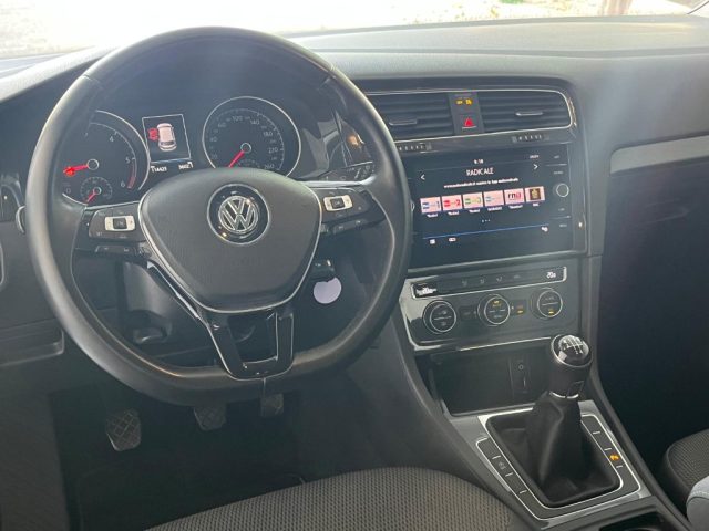 VOLKSWAGEN Golf usata, con Controllo trazione
