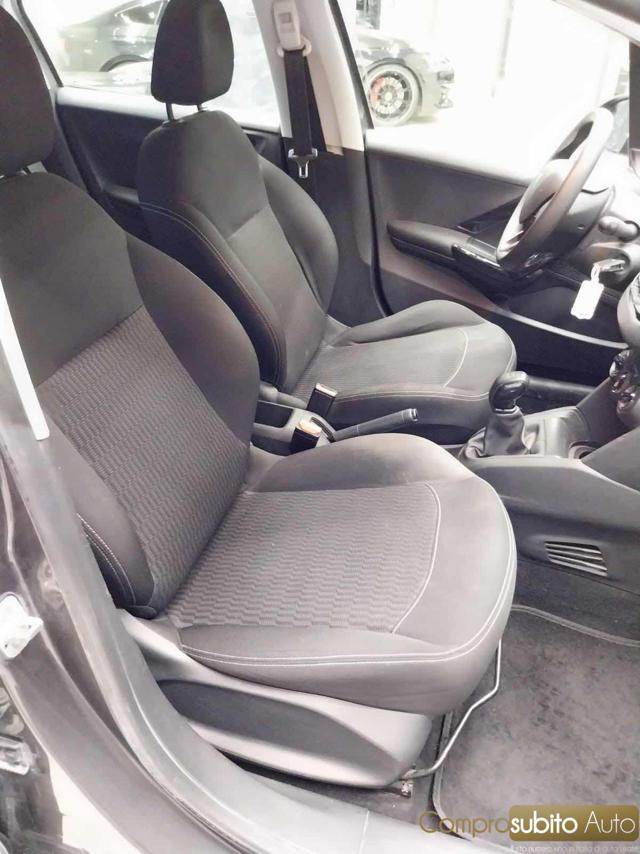 PEUGEOT 208 usata, con Servosterzo