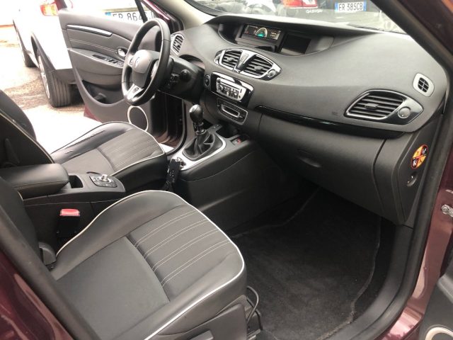 RENAULT Scenic usata, con Fendinebbia