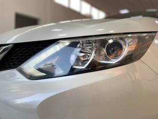 NISSAN Qashqai usata, con Sensori di parcheggio posteriori