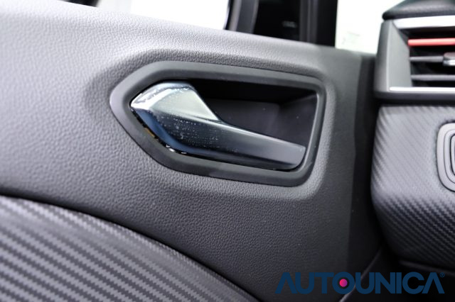 RENAULT Clio usata, con Sound system
