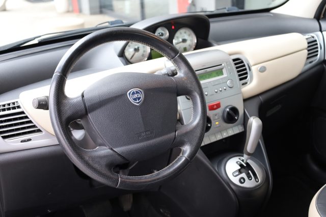 LANCIA Ypsilon usata 27