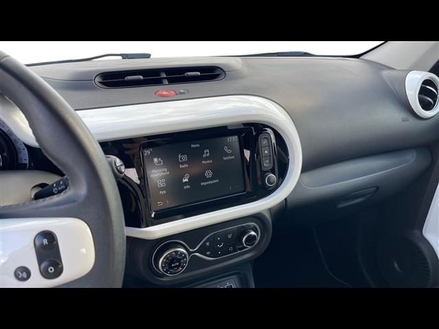 RENAULT Twingo usata, con Park Distance Control