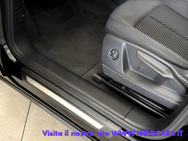 AUDI Q5 usata, con Volante in pelle