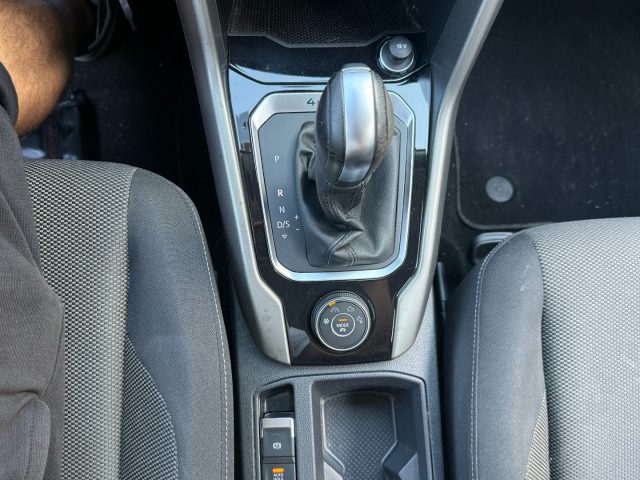VOLKSWAGEN T-Roc usata, con ESP