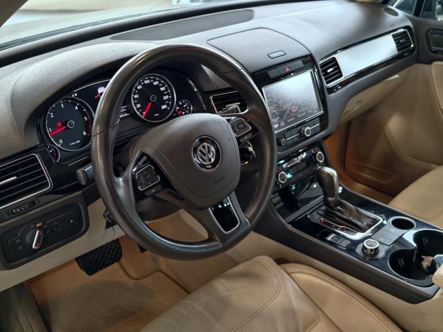 VOLKSWAGEN Touareg usata, con ESP