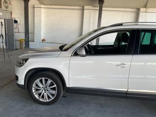 VOLKSWAGEN Tiguan usata, con Airbag laterali