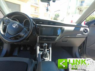 TOYOTA Auris usata 14