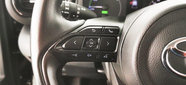 TOYOTA Yaris usata 60