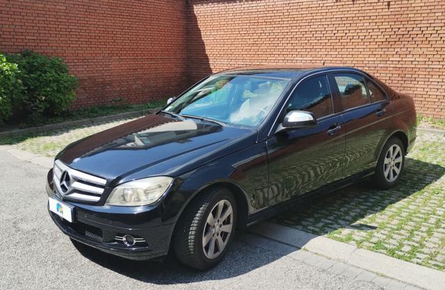 MERCEDES-BENZ C 220 usata, con Airbag
