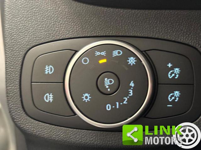 FORD Fiesta usata, con Park Distance Control