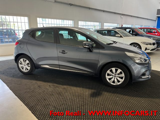 RENAULT Clio usata, con Climatizzatore