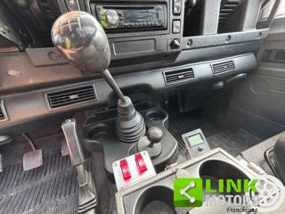 LAND ROVER Defender usata 24