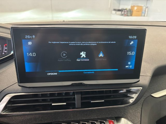 PEUGEOT 3008 usata, con USB
