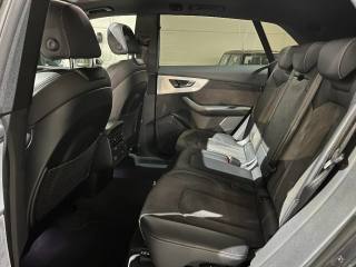 AUDI Q8 usata, con Interni in pelle