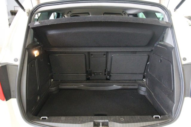 OPEL Meriva usata, con Specchietti laterali elettrici