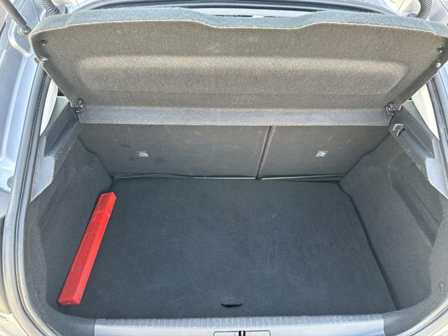 OPEL Corsa usata, con ESP