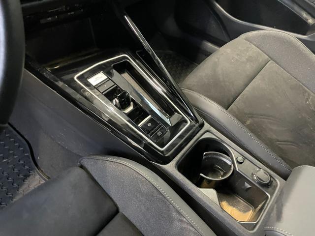 VOLKSWAGEN Golf usata, con Park Distance Control