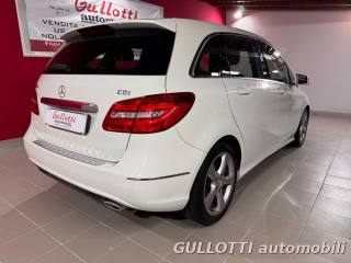 MERCEDES-BENZ B 180 usata, con Boardcomputer