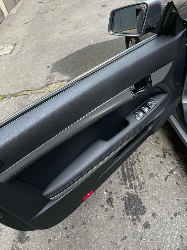 MERCEDES-BENZ E 200 usata, con Fari Xenon