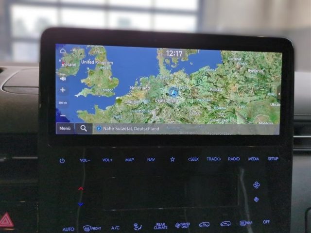 HYUNDAI Staria usata, con Boardcomputer