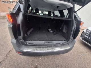 PEUGEOT 5008 usata, con Fari LED