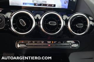 MERCEDES-BENZ GLA 200 usata, con Park Distance Control