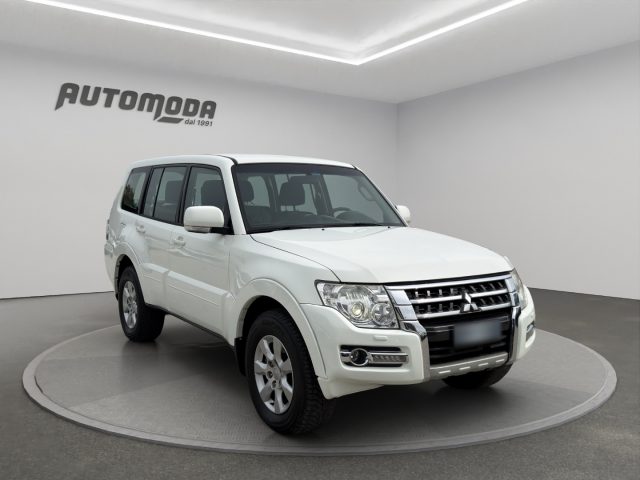 MITSUBISHI Pajero usata, con Airbag laterali