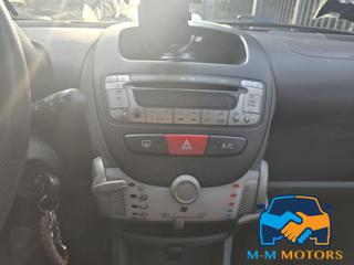 PEUGEOT 107 usata 8