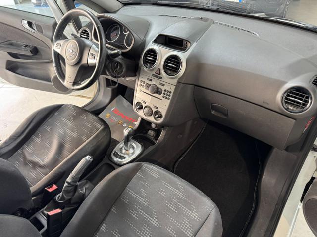 OPEL Corsa usata, con Servosterzo