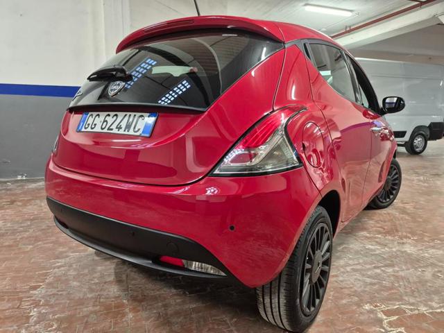 LANCIA Ypsilon usata, con ESP