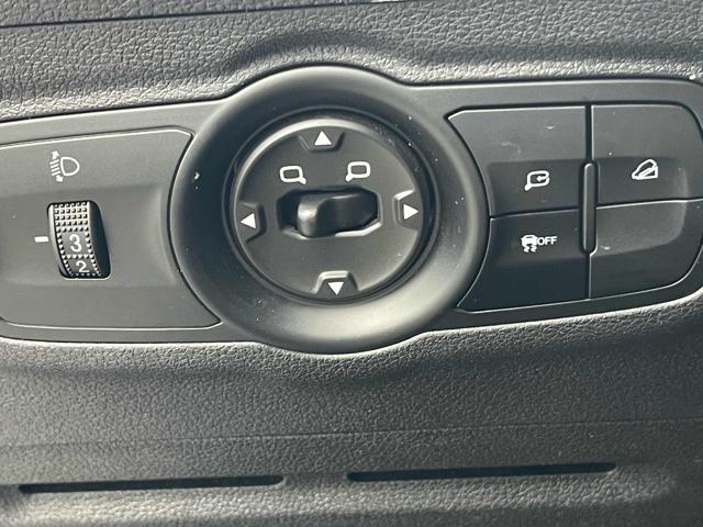DR MOTOR DR 4.0 usata, con Specchietti laterali elettrici
