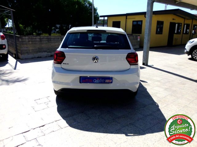 VOLKSWAGEN Polo usata, con Autoradio