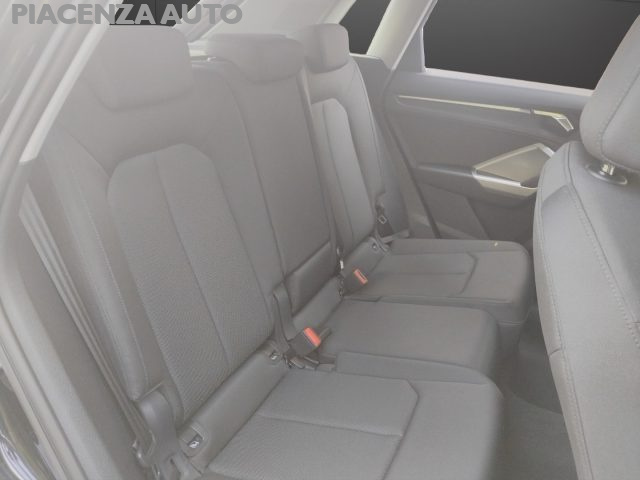 AUDI Q3 usata, con Park Distance Control