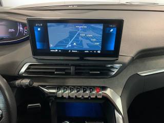 PEUGEOT 3008 usata, con Climatizzatore