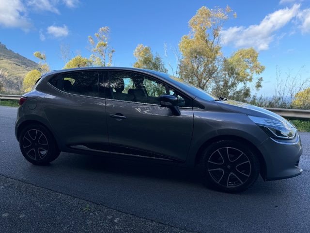 RENAULT Clio usata, con Chiusura centralizzata