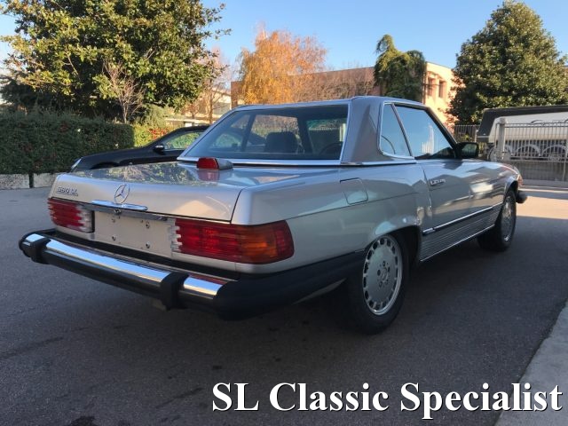 MERCEDES-BENZ SL 560 usata 4