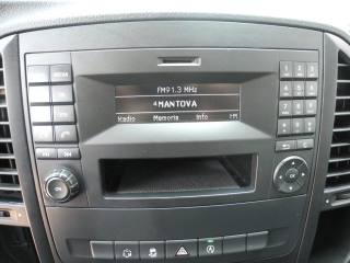 MERCEDES-BENZ Vito usata, con Bluetooth
