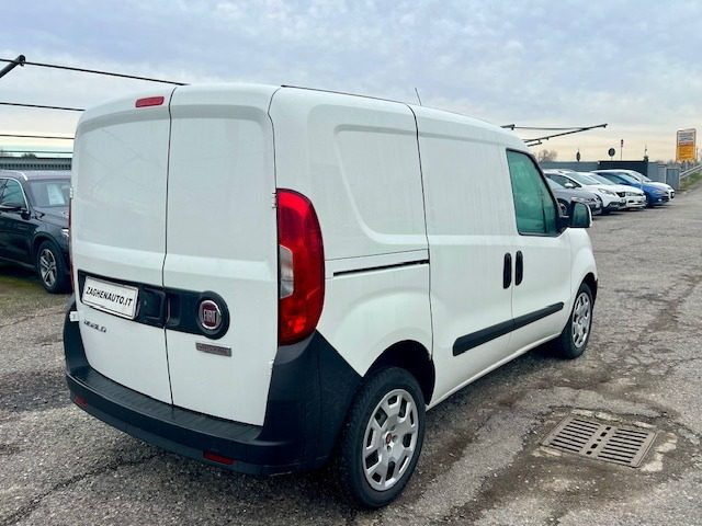 FIAT Doblo usata, con Autoradio
