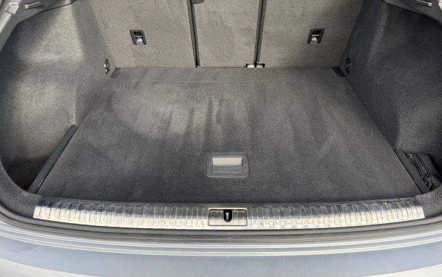 AUDI Q3 usata, con Sedile posteriore sdoppiato