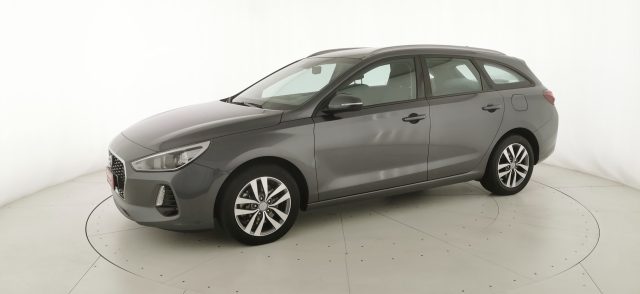 HYUNDAI i30 usata, con Sensori di parcheggio posteriori