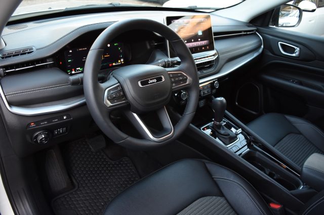 JEEP Compass usata, con Alzacristalli elettrici